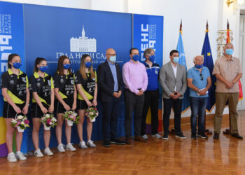 Gradonačelnik upriličio prijem stonoteniserki